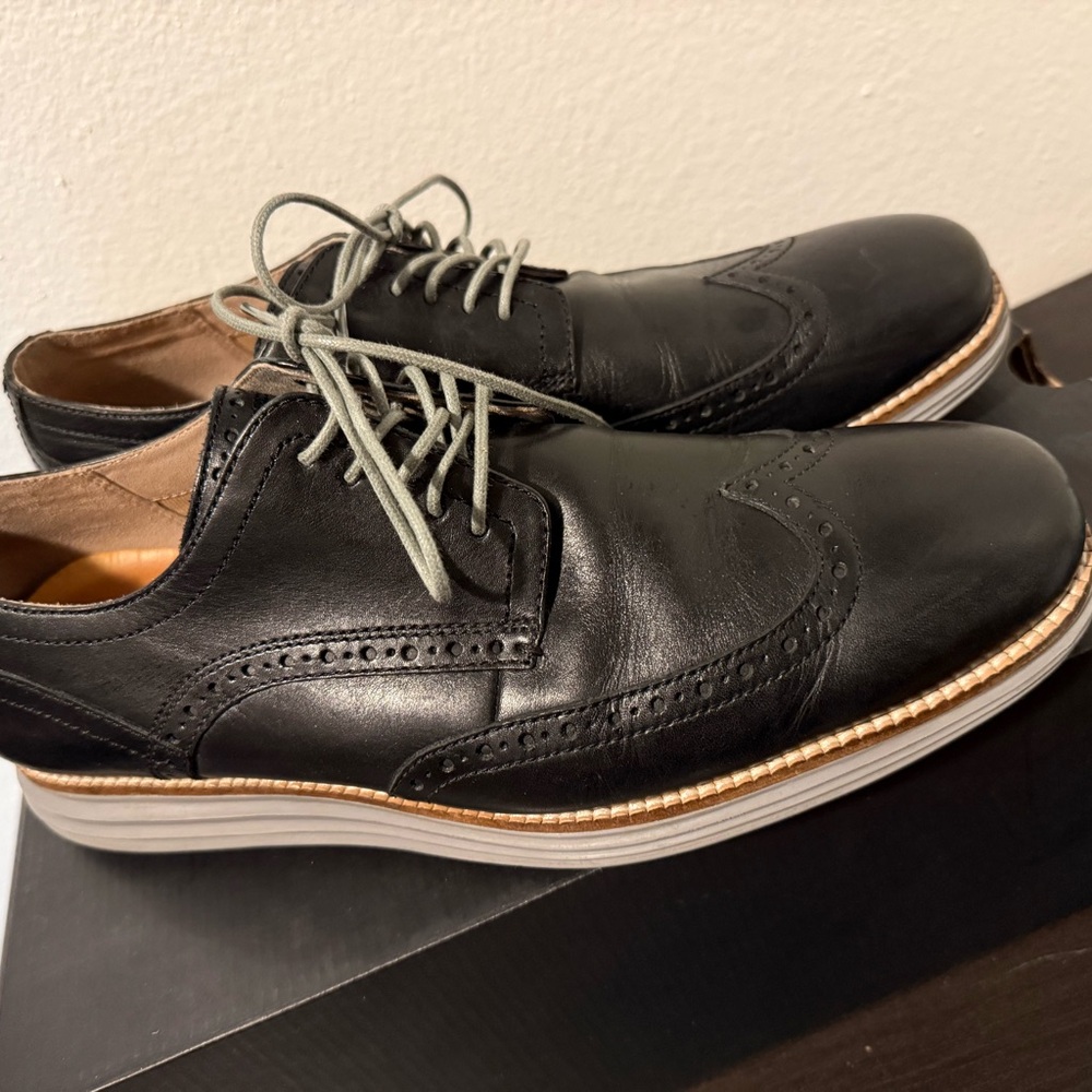 Cole Haan Black Leather Oxfords